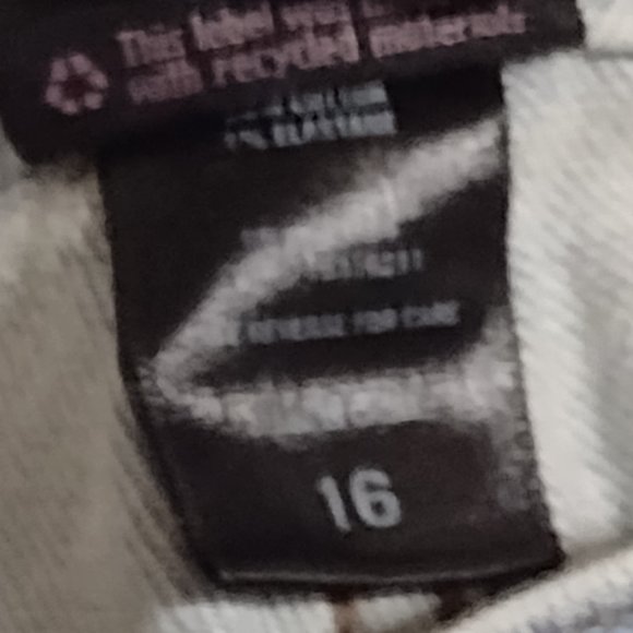 Hello Kitty Mom Jeans. New with tags. - Picture 3 of 6